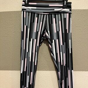 Forever 21 Women Small Leggings Striped Geometric Pink Grey Black White Pocket